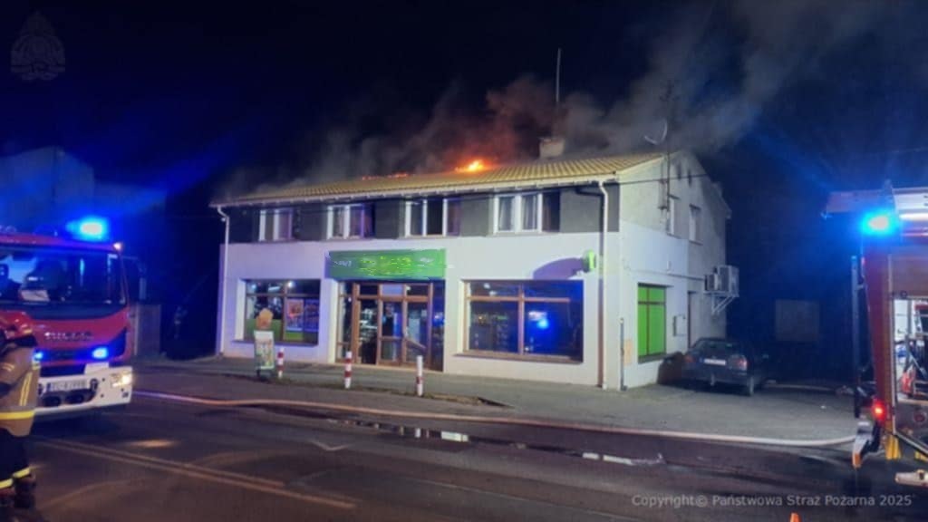 Pożar budynku mieszkalnego przy ul. Przedborskiej w Radomsku. Sześć osób ewakuowanych