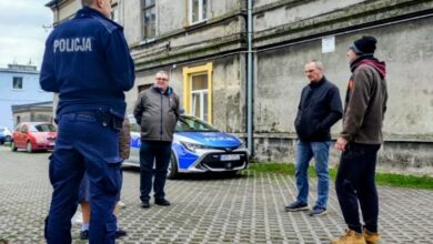 Dzielnicowy spotkał się z mieszkańcami TBS. Omówiono najważniejsze problemy