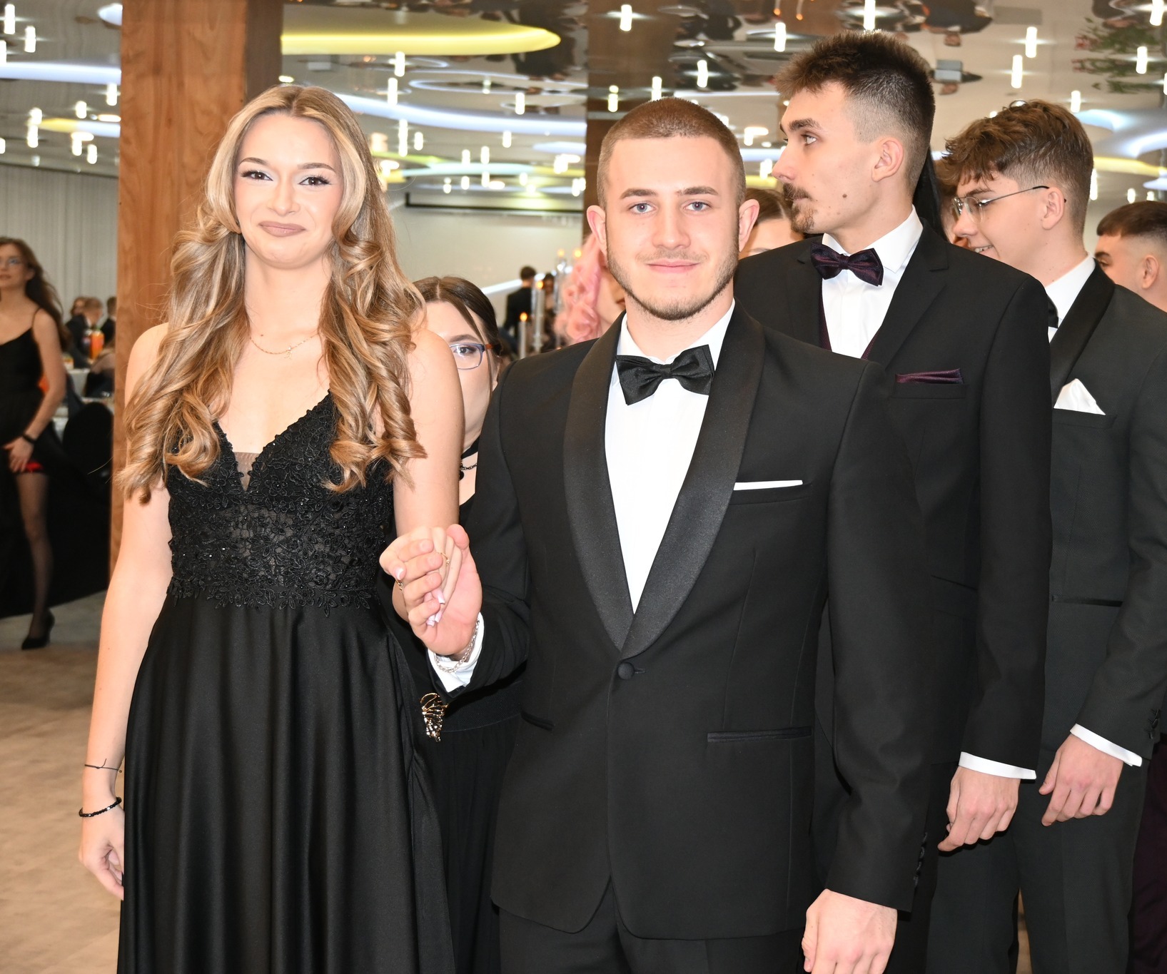 Studniówka tegorocznych maturzystów z ZSE-E [ZDJĘCIA]