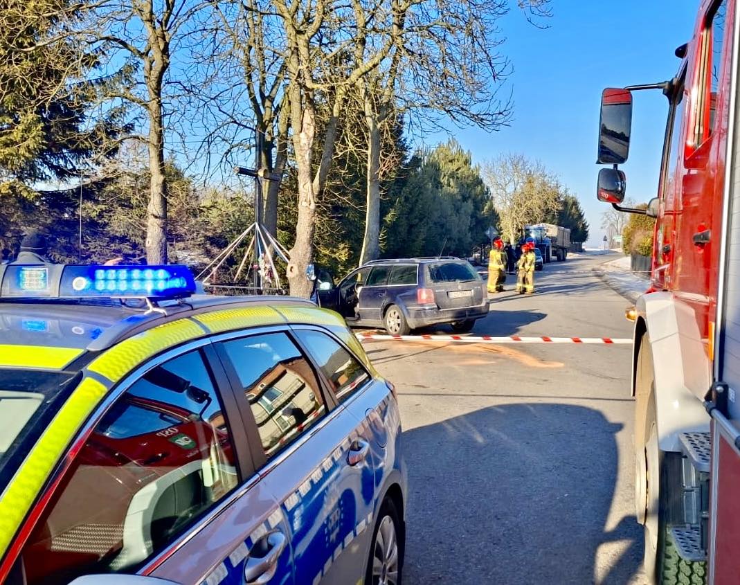 Wypadek z udziałem dziecka w Biestrzykowie Wielkim – droga zablokowana