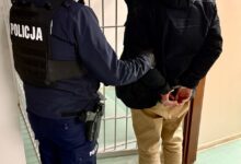 Sprawdzał klucze w drzwiach mieszkań. Interwencja policji przy ul. Piastowskiej