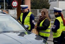 Serce za kierownicą? Tylko z rozsądkiem! Walentynkowa akcja Policji w Radomsku