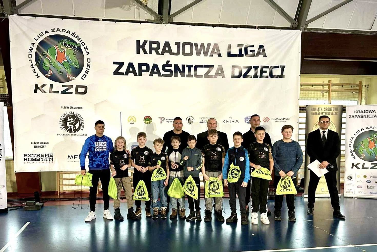 Udany debiut młodych zapaśników z Radomska w KLZD