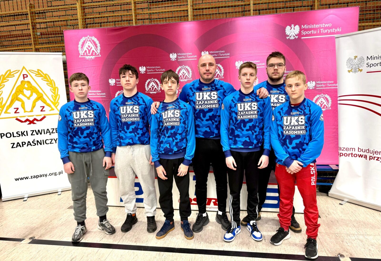 Młodzi zapaśnicy z Radomska zdobyli doświadczenie w prestiżowym turnieju