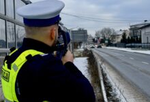 Ferie zimowe 2026 bez poważnych wypadków – spadek nietrzeźwych kierowców