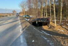 54-latek stracił panowanie nad audi. Dachowanie w gminie Żytno