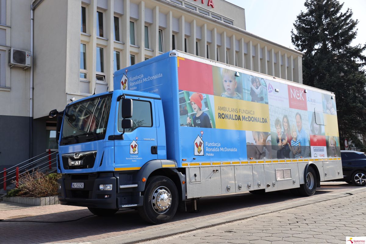 Trwają badania USG prowadzone przez Fundację Ronalda McDonalda