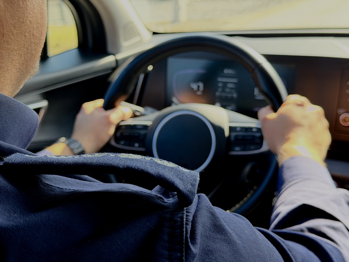 „Łapki na kierownicę” – 21 wykroczeń w powiecie radomszczańskim