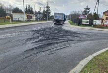 Ładunek na drodze po gwałtownym hamowaniu