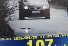 107 km/h w terenie zabudowanym. Policja zatrzymała pirata drogowego