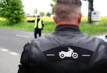 Motocykl nie wybacza błędów. Dwa wypadki w jeden weekend