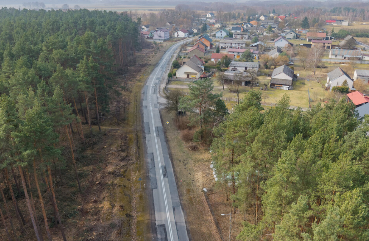 Drogowcy wkraczają na drogę Silnica - Silniczka. Będą utrudnienia i ruch wahadłowy