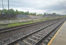 Kolejne utrudnienia drogowe w Radomsku. Dwa przejazdy kolejowe zamknięte