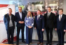 Naukowcy pomogą w rozwoju miasta. Radomsko podpisało umowę z Uniwersytetem Łódzkim