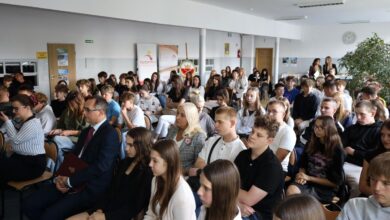 „Nie wszystko, co modne, jest bezpieczne” – eksperci ostrzegali przed skutkami uzależnień