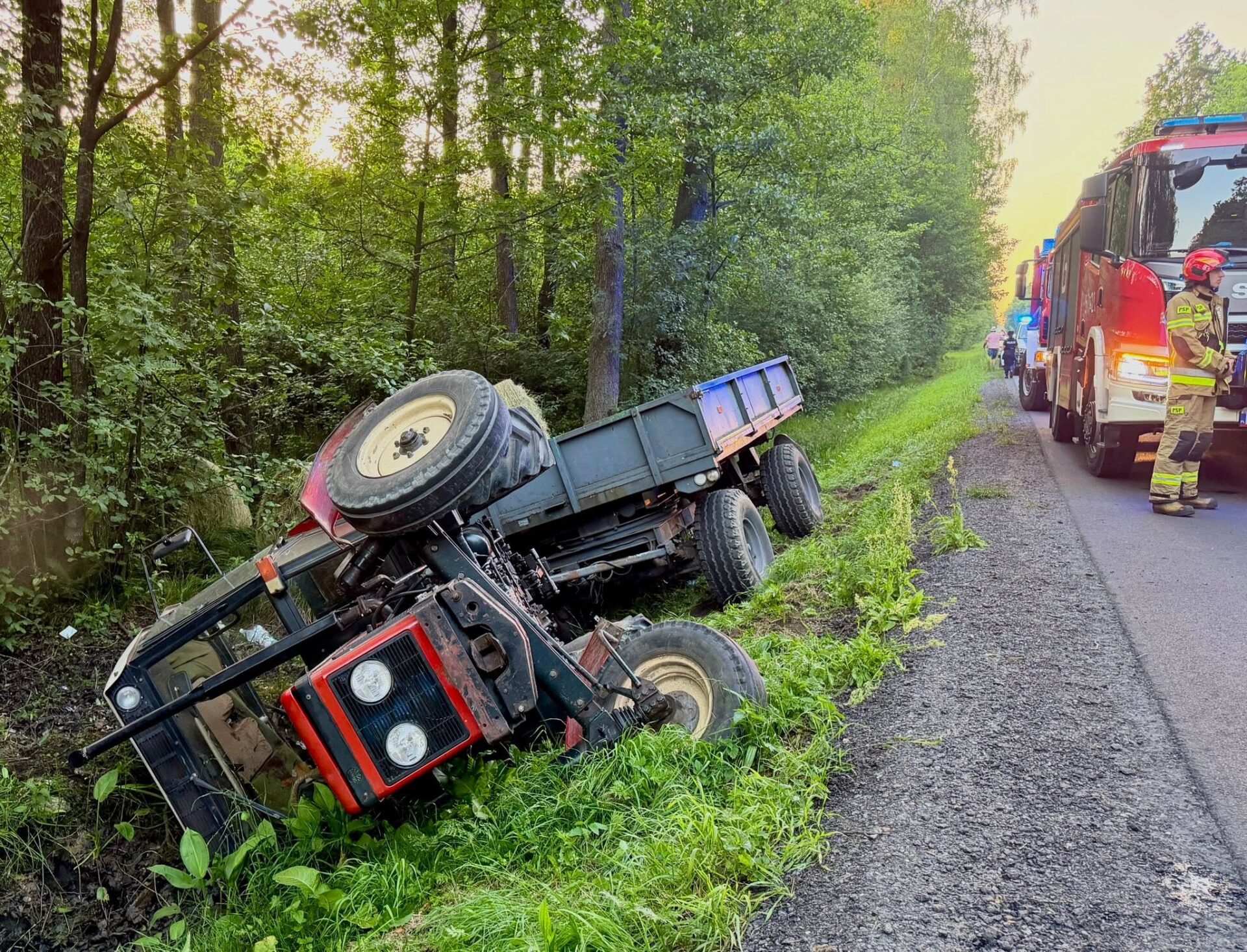 Upał mógł doprowadzić do tragedii. Groźny wypadek pod Radomskiem