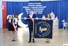 Nowy rozdział w historii szkoły. PSP nr 10 otrzymała imię Kornela Makuszyńskiego